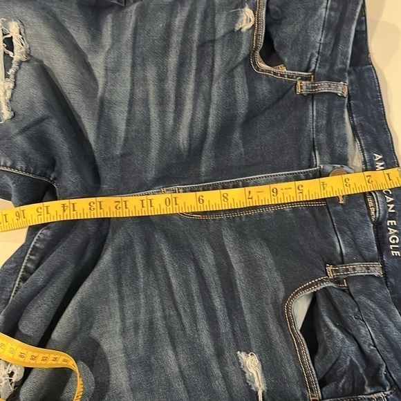 American EAGLE Next Level Stretch Curvy Hi Rise Jeggings Distressed size 18short - Picture 9 of 13